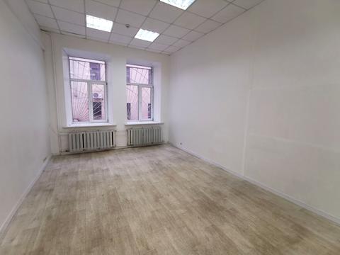 комерційна за адресою Георгіївський пров., 7