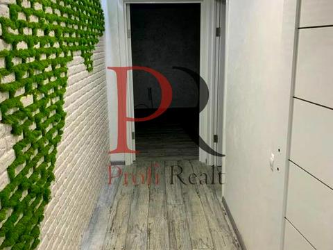 комерційна за адресою Тарасівська вул., 19-Б