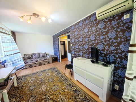 квартира за адресою Богдана Хмельницького просп. (Героїв Сталінграда), 12-Б