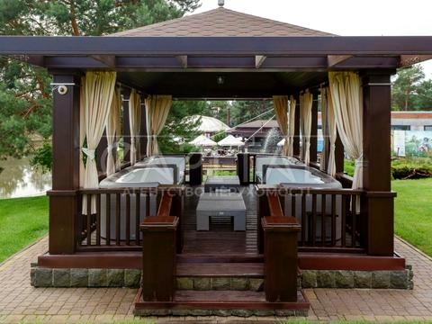 будинок за адресою Набережна вул.