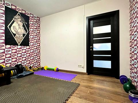 квартира за адресою Анни Ахматової вул., 22