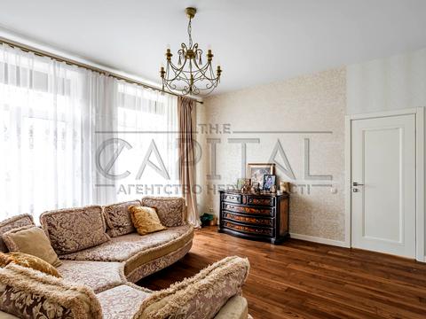 будинок за адресою Буча, Богдана Хмельницького бульв.