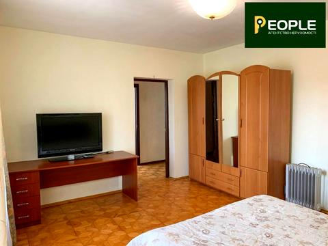 квартира за адресою Вишнева, 27