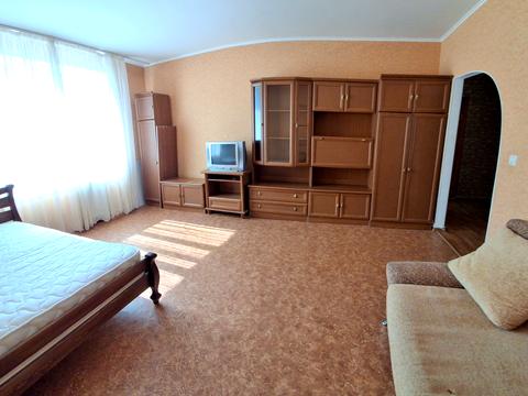 квартира за адресою Зодчих вул., 16