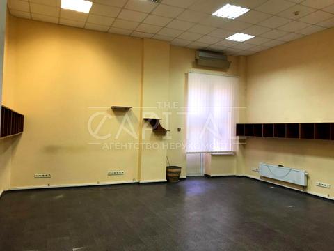 комерційна за адресою Волоська вул., 50-56