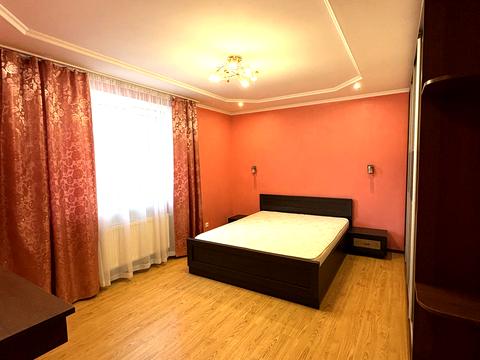 квартира за адресою Космонавтів вул., 66А