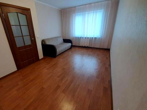 квартира за адресою Софії Русової вул., 1