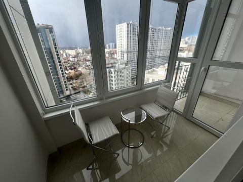 квартира за адресою Андрія Верхогляда вул. (Михайла Драгомирова), 20