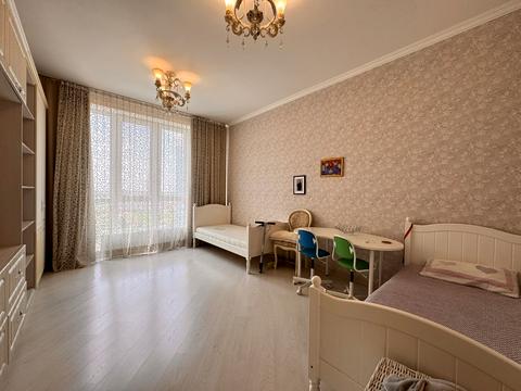 квартира за адресою Літературна вул., 12