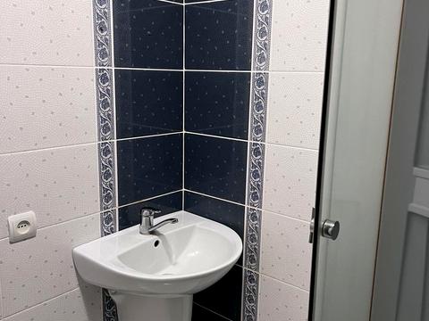 коммерческая по адресу Соборности просп., 42