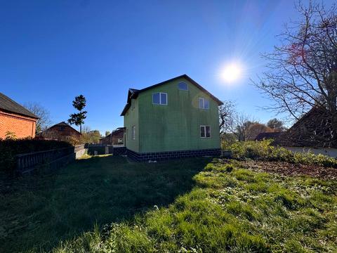 будинок за адресою Центральна