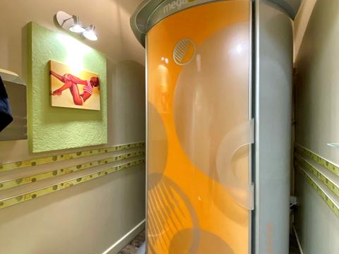 комерційна за адресою Спаська вул., 52