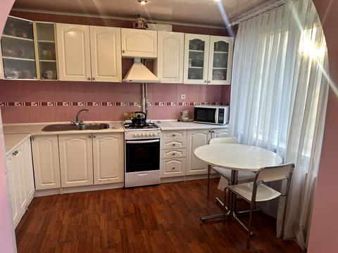 квартира за адресою Калинова вул., 82