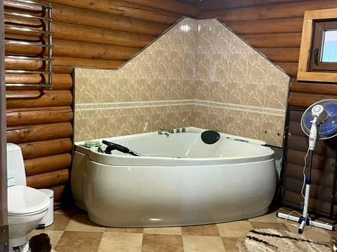 будинок за адресою с. Косівська поляна, без вулиці, 279А