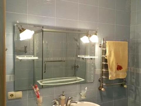 квартира за адресою Літературна вул., 1а