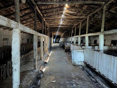 комерційна за адресою Героїв України вул., 150