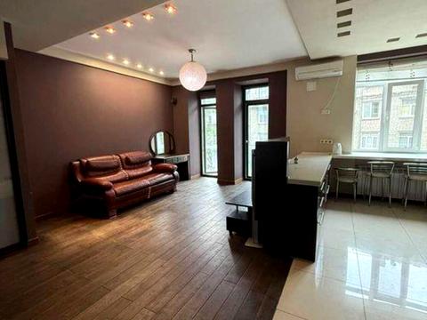 квартира за адресою Білоруська вул., 30