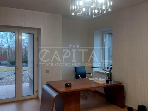 дом по адресу Світанкова