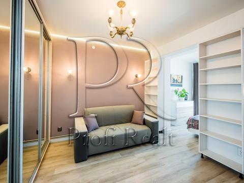 квартира за адресою Салютна вул., 27