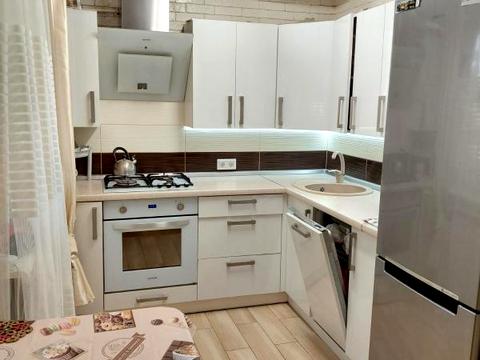 квартира за адресою Космонавтів вул., 16
