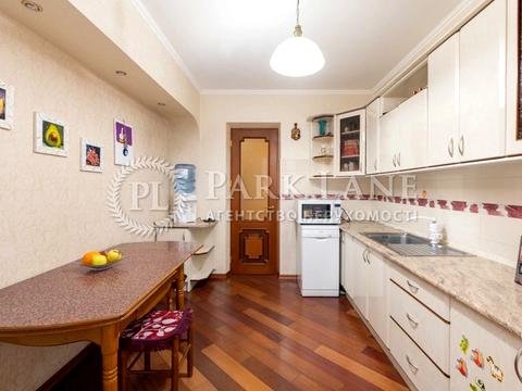 квартира за адресою Старонаводницька вул., 8-А