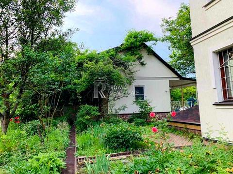 дом по адресу Молодіжна, 1