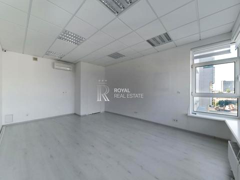 комерційна за адресою Кловський узвіз, 7a