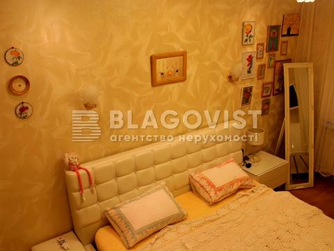 квартира по адресу Елены Телиги ул., 13/14