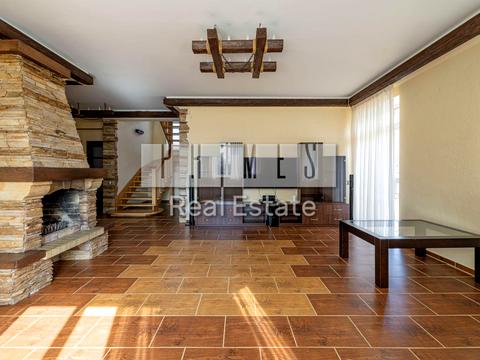 будинок за адресою Центральна вул.