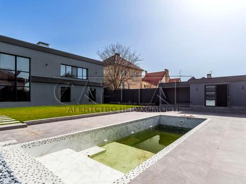 будинок за адресою Квітнева вул., 14