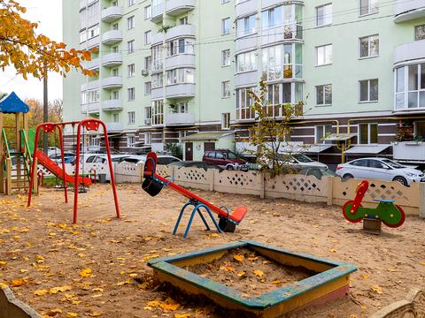 квартира за адресою Курсанта Єськова вул., 26