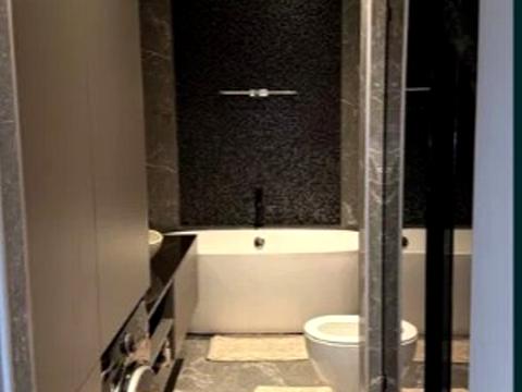 квартира за адресою Київ, Юнацька вул., 1