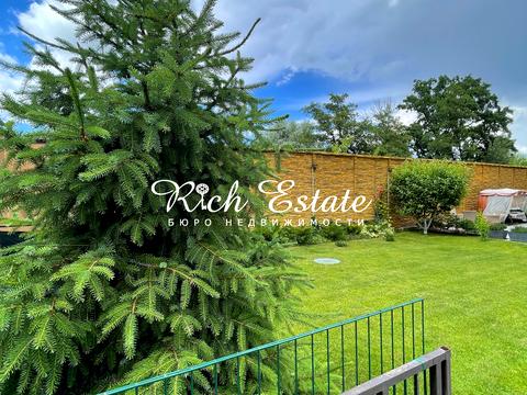 будинок за адресою Лісоводна вул.