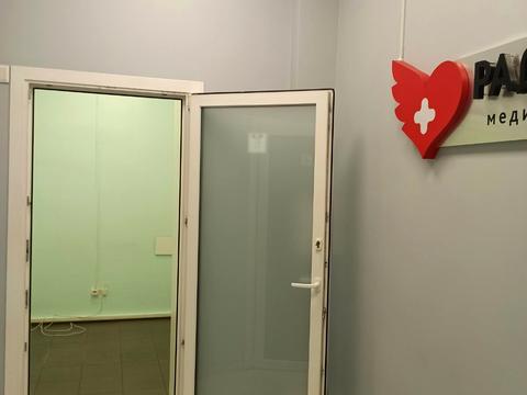 комерційна за адресою Вишгородська вул., 38