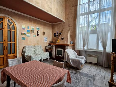 дом по адресу Закарпатская ул., 12