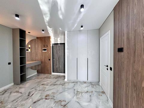 квартира по адресу Степана Бандеры ул., 1