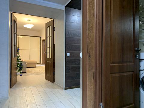 будинок за адресою Євгена Коновальця вул. (Гліба Успенського), 45