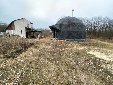 будинок за адресою Середня