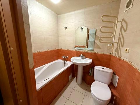 квартира за адресою Калинова вул., 83к4