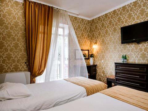 коммерческая по адресу Івана Мазепи ул., 1