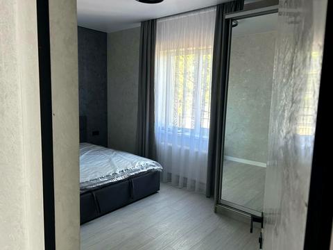 будинок за адресою Київська