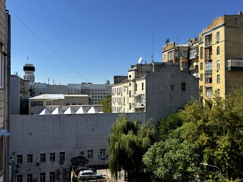 квартира за адресою Трьохсвятительська вул., 3