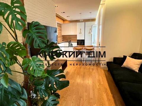 квартира по адресу Драгоманова ул., 10