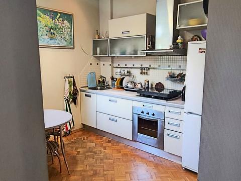 квартира за адресою Куликівський узвіз (Революції), 9