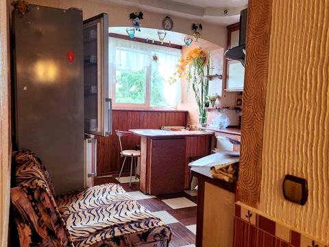 квартира за адресою Академіка Глушкова просп., 24