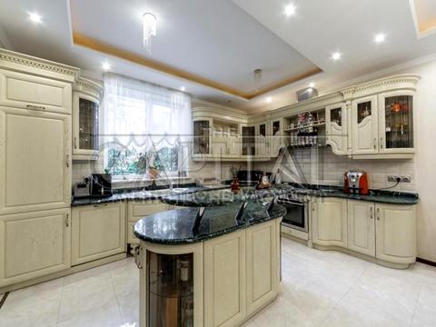 дом по адресу Святкова