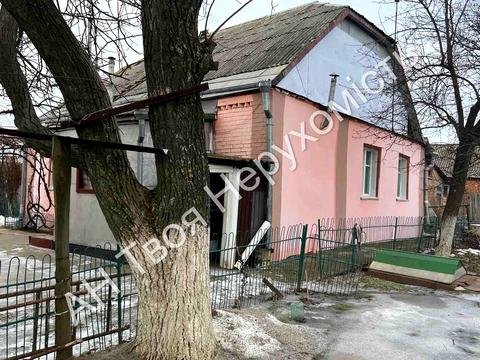 будинок за адресою Полковника Степана Лазуренка вул.