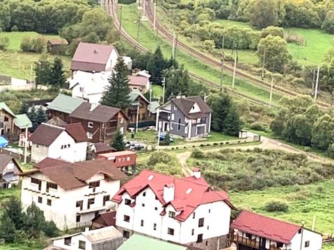 коммерческая по адресу пгт. Славское, Олени Степанівни, 97