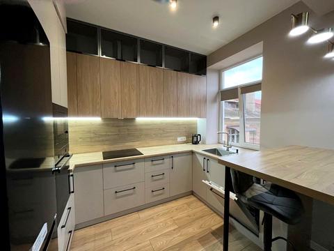 квартира за адресою Німецька вул. (Карла Лібкнехта), 1