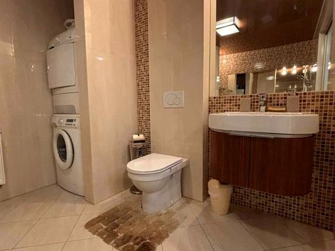 квартира за адресою Івана Карпинця вул. (), 4